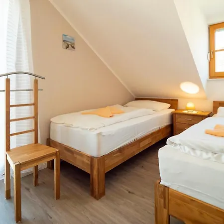Freesenbruch Reihenhaus 6b - Schwalbe Zingst